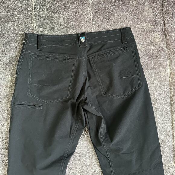 Men's Kuhl Klash Soft Shell Black Gray Water Resistant Hiking Pants Sz 34 X 32 - Picture 5 of 5